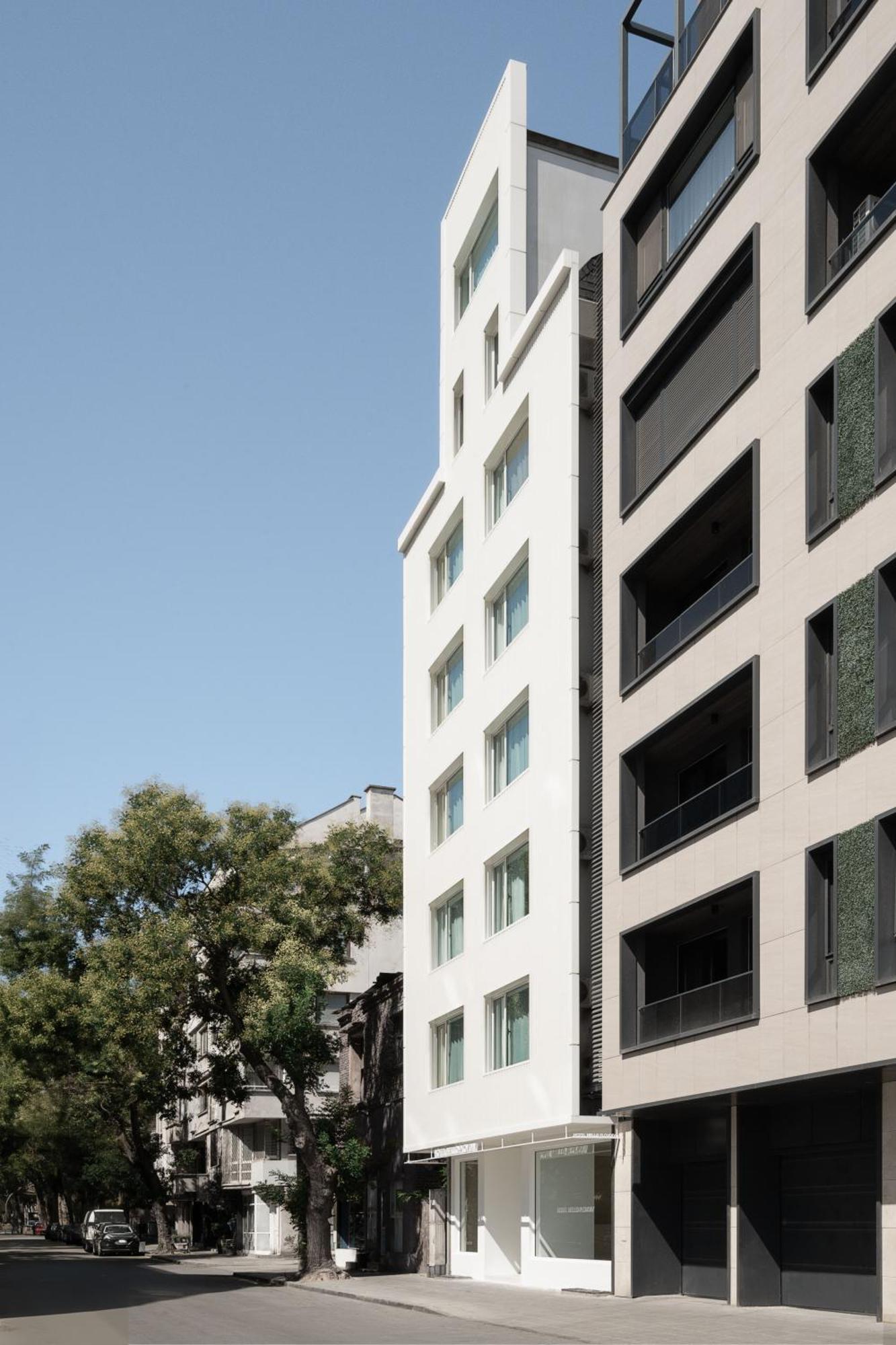Hotel Hello Plovdiv - Free Parking And Pet Friendly Bagian luar foto